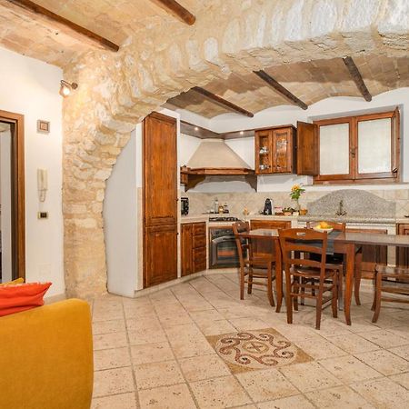 La Casa Dell' Etrusco Villa Tarquinia Exteriör bild